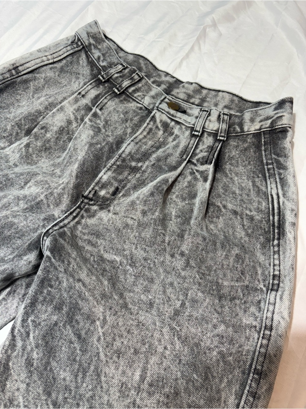 Vintage Chic Women’s Black Stone Wash No Pocket Jeans Side Double hem 12P